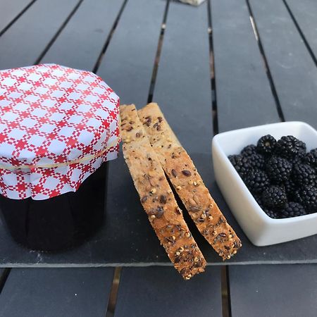 Apres La Pluie Hotell Campigneulles-les-Petites Eksteriør bilde